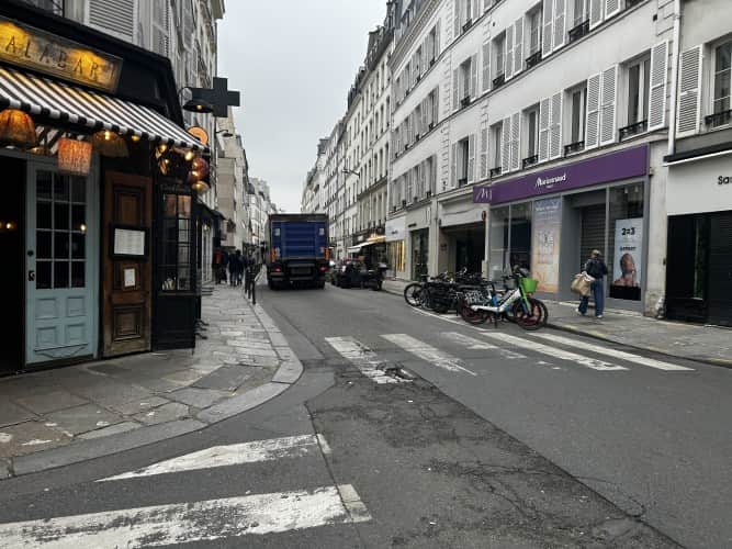 Local commercial · 130 m² · Fonds de commerce — photo 1