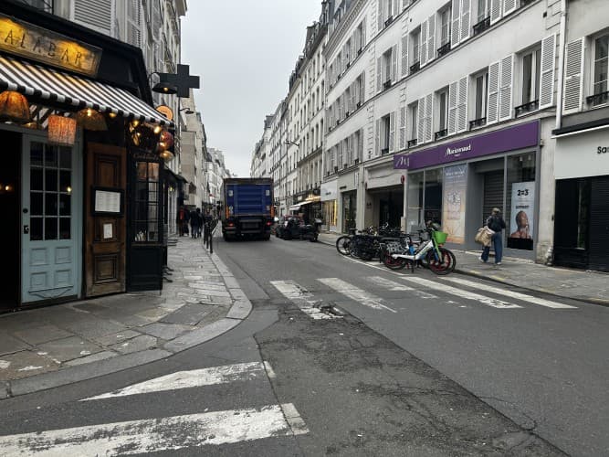 Local commercial · 130 m² · Fonds de commerce — photo 1