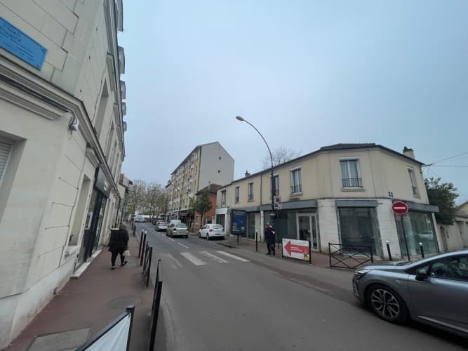 Local commercial · 48 m² · Cession de bail — photo 1