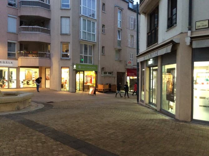 Local commercial · 33 m² · Cession de bail — photo 1