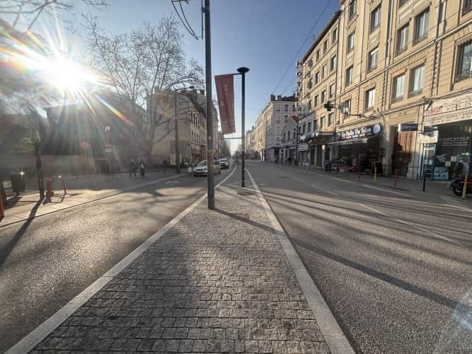 Local commercial · 60 m² · Cession de bail — photo 1