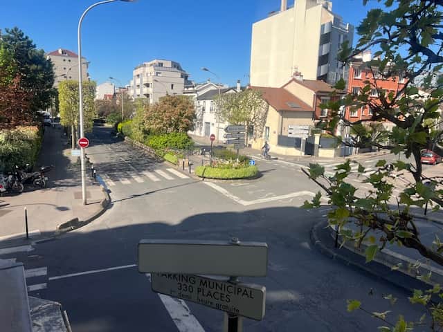 Local commercial · 120 m² · Cession de bail — photo 1