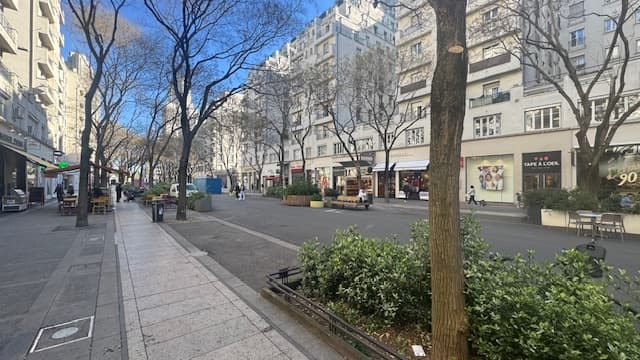 Local commercial · 99 m² · Cession de bail — photo 1