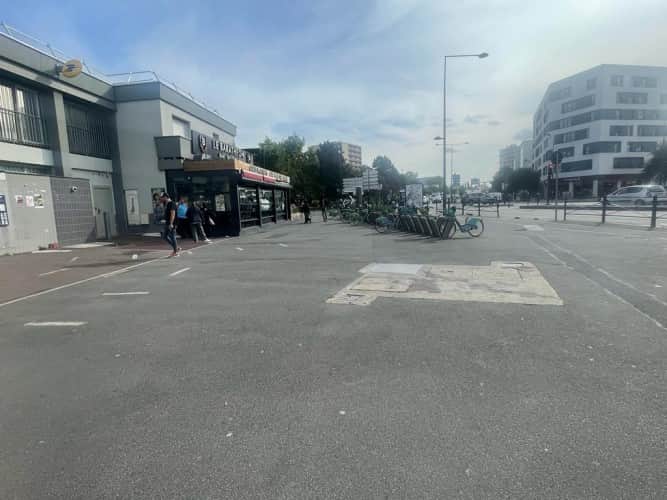 Local commercial · 156 m² · Cession de bail — photo 1