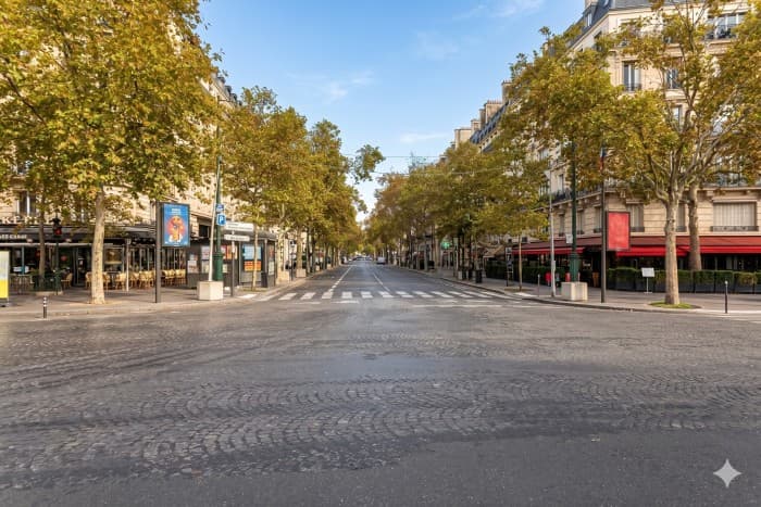 Local commercial · 280 m² · Location — photo 1