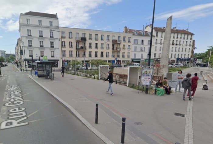 Local commercial · 200 m² · Location — photo 1