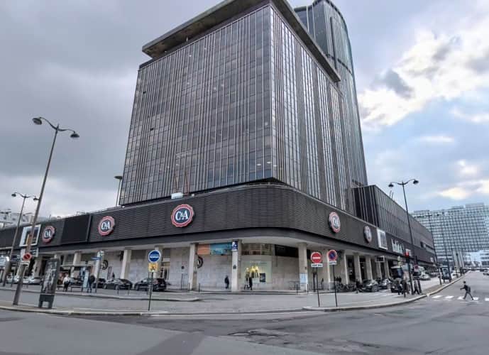 Local commercial · 234 m² · Location — photo 1