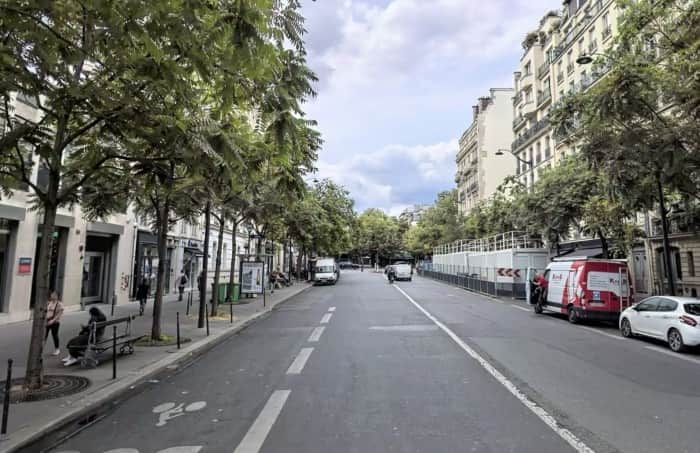 Local commercial · 76 m² · Location — photo 1