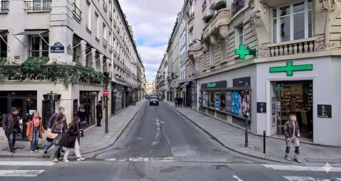 Local commercial · 106 m² · Location — photo 1