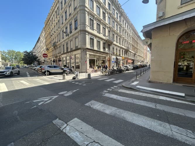 Local commercial · 53 m² · Cession de bail — photo 1