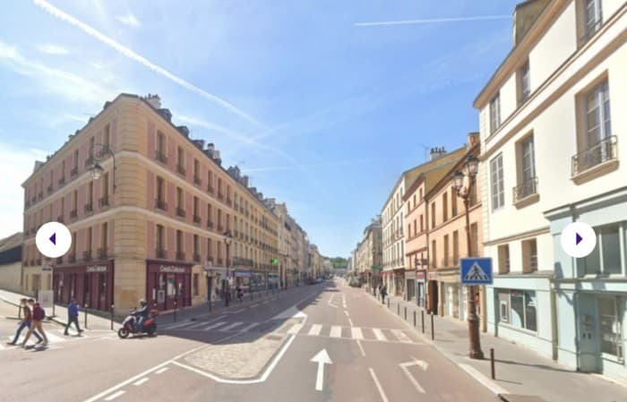Local commercial · 42 m² · Location — photo 1