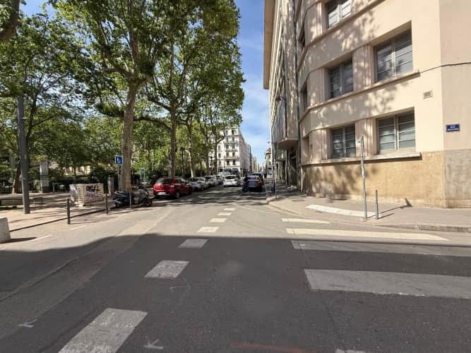 Local commercial · 88 m² · Fonds de commerce — photo 1