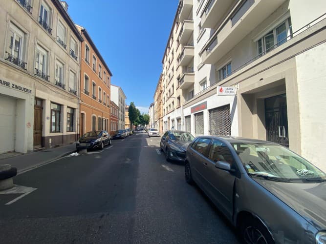 Local commercial · 80 m² · Cession de bail — photo 1