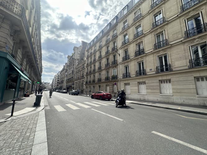 Local commercial · 88 m² · Location — photo 1