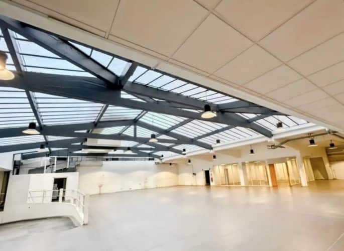 Local commercial · 1600 m² · Location — photo 1
