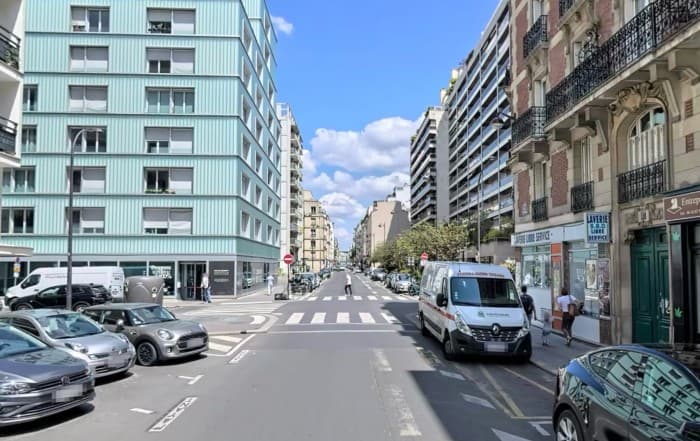 Local commercial · 430 m² · Cession de bail — photo 1