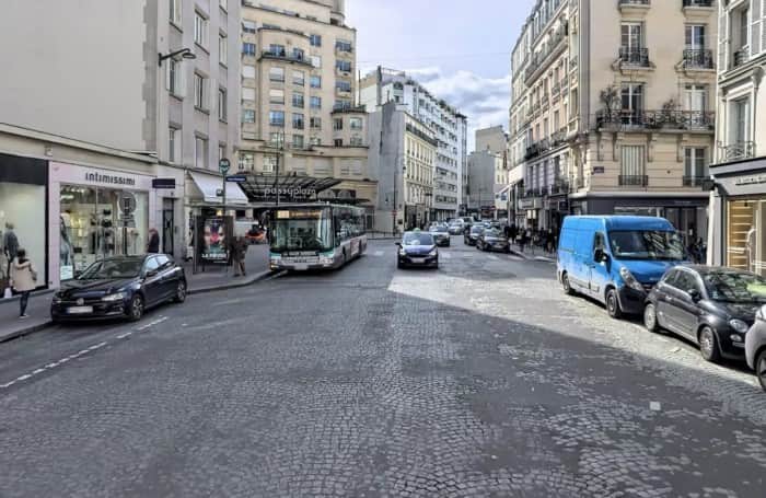 Local commercial · 82 m² · Cession de bail — photo 1