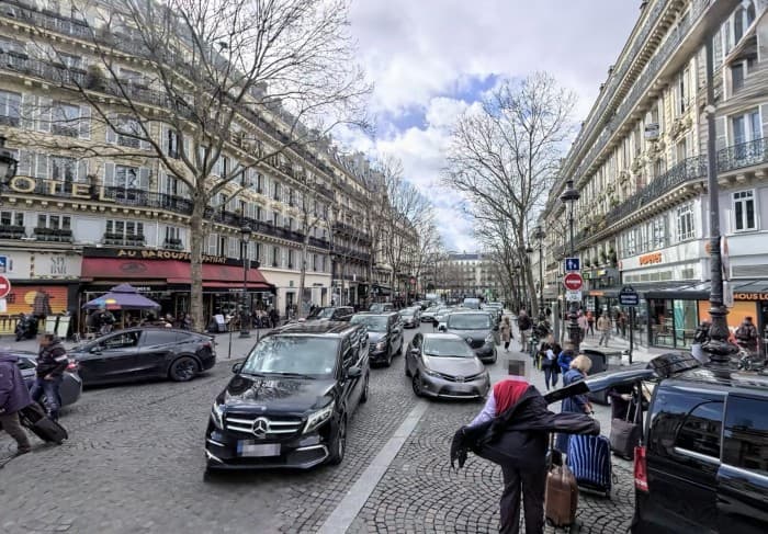 Local commercial · 90 m² · Fonds de commerce — photo 1