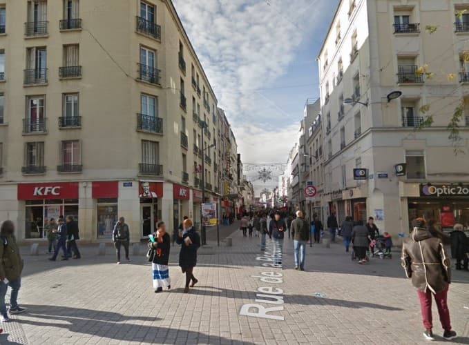 Local commercial · 850 m² · Cession de bail — photo 1
