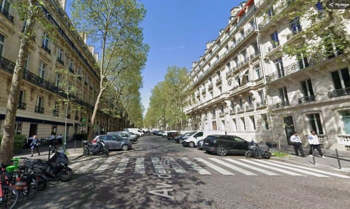 Local commercial · 44 m² · Location — photo 1
