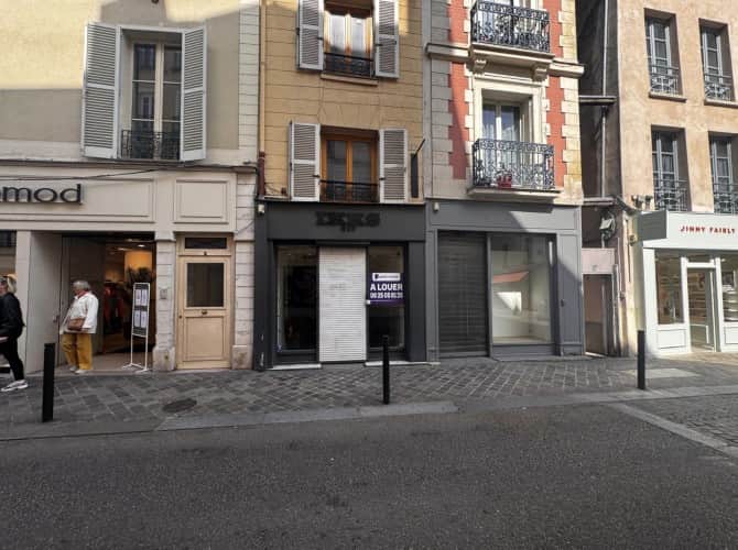 Local commercial · 120 m² · Cession de bail — photo 1