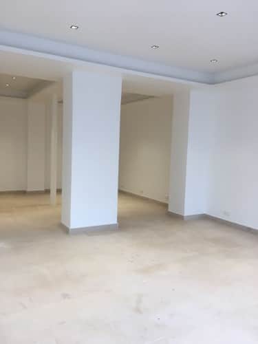 Local commercial · 64 m² · Location — photo 1