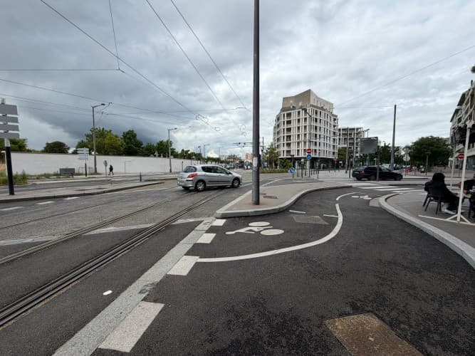 Local commercial · 125 m² · Fonds de commerce — photo 1