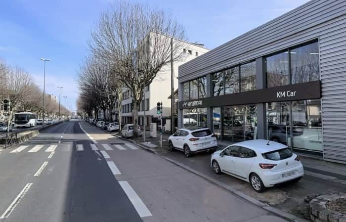 Local commercial · 189 m² · Location — photo 1