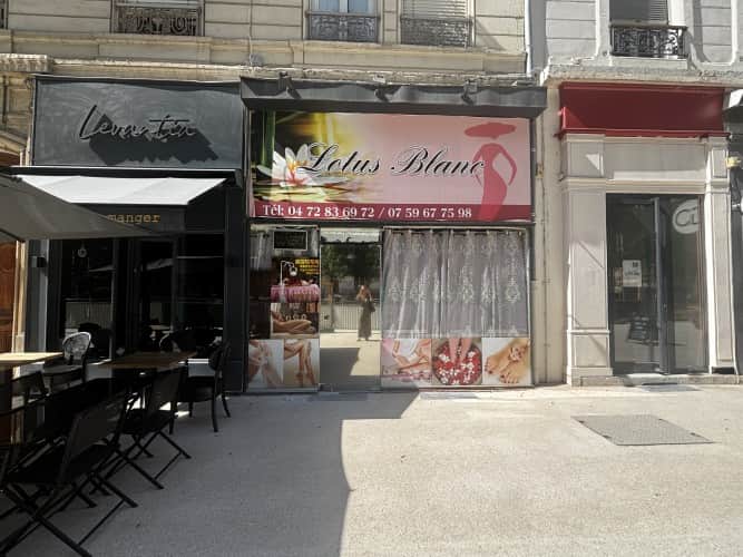 Local commercial · 73 m² · Cession de bail — photo 1