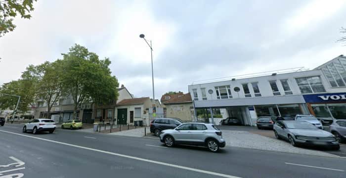 Local commercial · 250 m² · Location — photo 1
