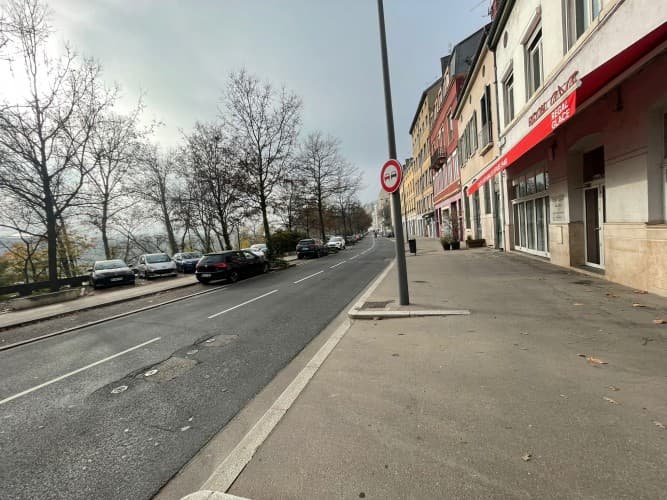 Local commercial · 70 m² · Fonds de commerce — photo 1