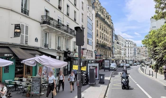 Local commercial · 325 m² · Location — photo 1