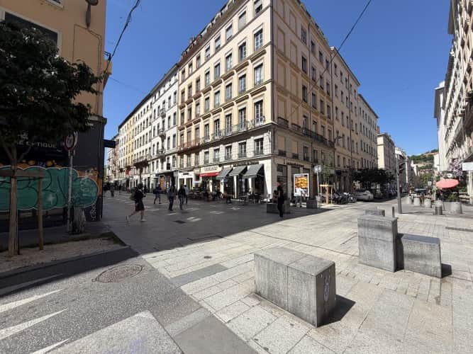 Local commercial · 87 m² · Cession de bail — photo 1