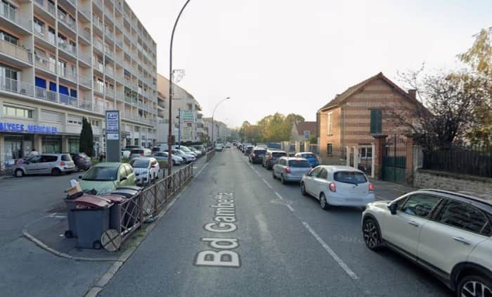 Local commercial · 100 m² · Location — photo 1