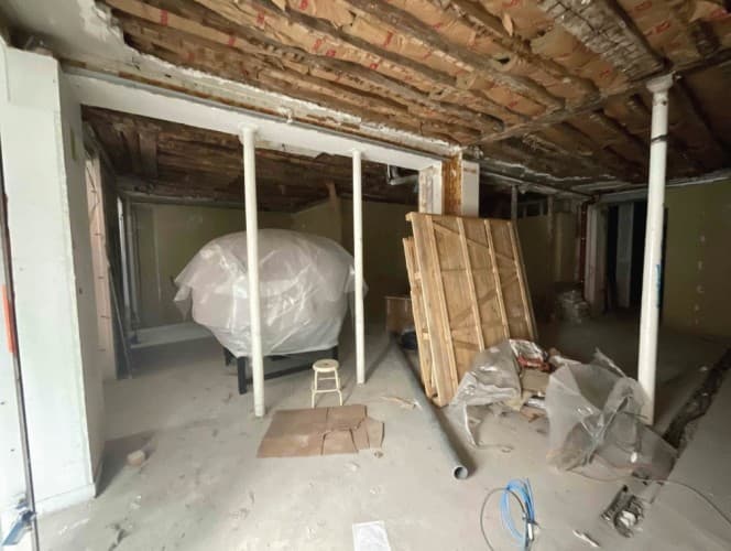Local commercial · 232 m² · Location — photo 1