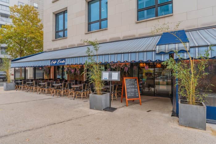 Local commercial · 302 m² · Fonds de commerce — photo 1