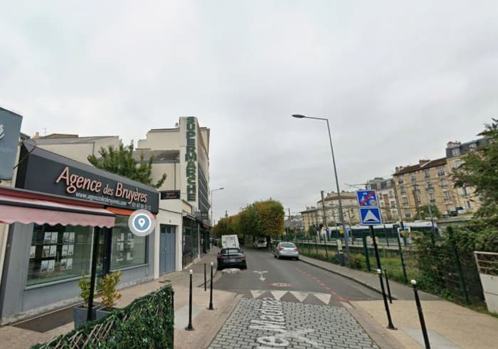Local commercial · 25 m² · Location — photo 1