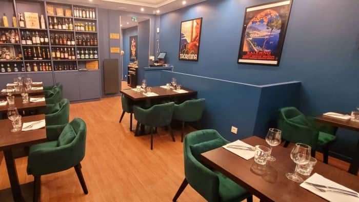 Local commercial · 145 m² · Location — photo 1