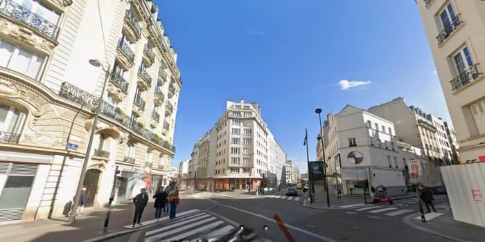Local commercial · 99 m² · Location — photo 1