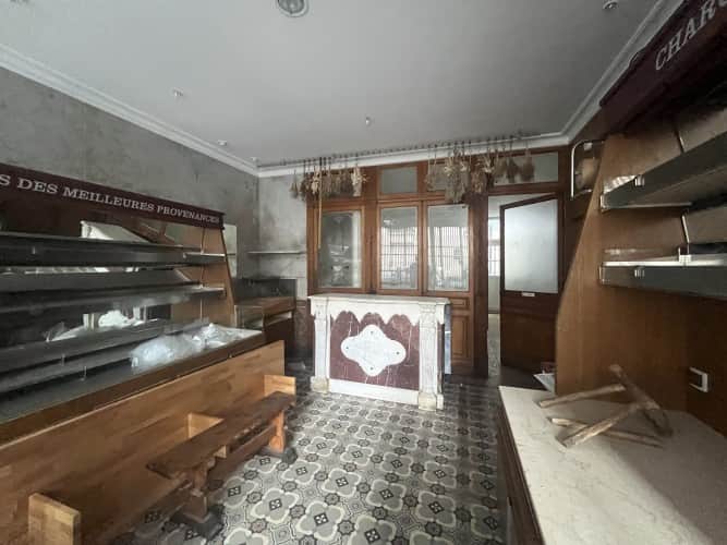 Murs commerciaux · 134 m² · Achat des murs — photo 1