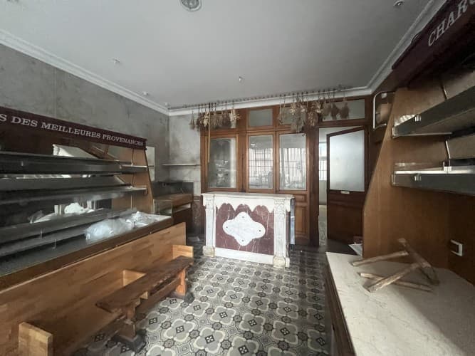 Murs commerciaux · 134 m² · Achat des murs — photo 1