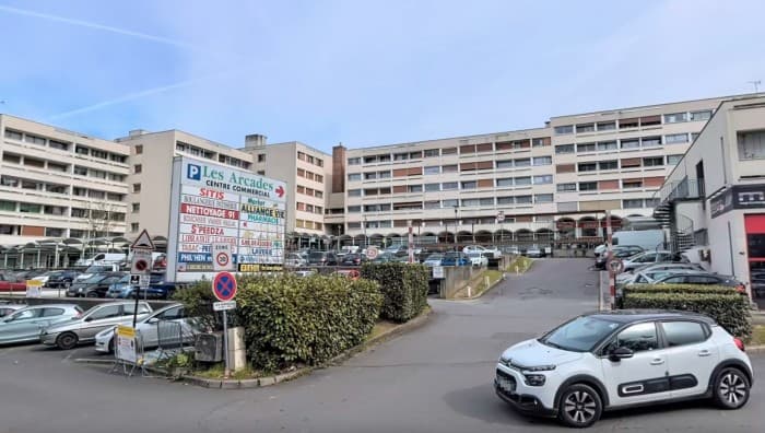 Murs commerciaux · 341 m² · Achat des murs — photo 1