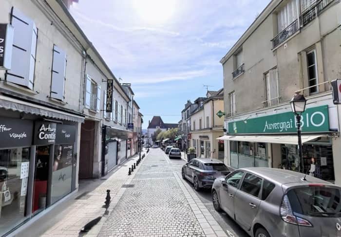 Local commercial · 25 m² · Location — photo 1