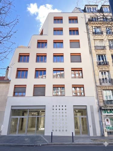 Murs commerciaux · 241 m² · Achat des murs — photo 1