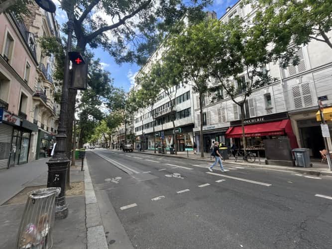 Local commercial · 49 m² · Cession de bail — photo 1
