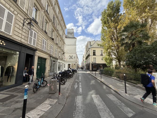 Local commercial · 90 m² · Cession de bail — photo 1