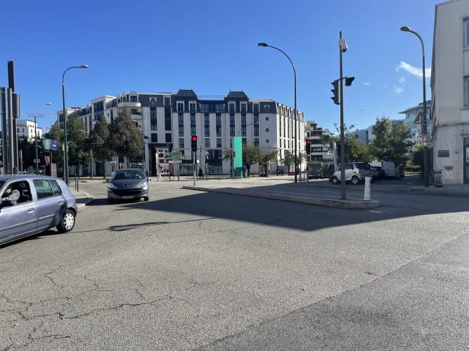 Murs commerciaux · 420 m² · Achat des murs — photo 1
