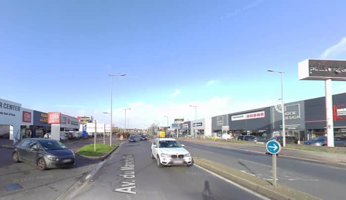 Murs commerciaux · 970 m² · Achat des murs — photo 1