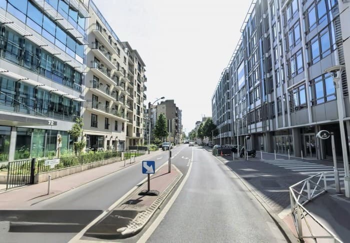 Local commercial · 2253 m² · Location — photo 1