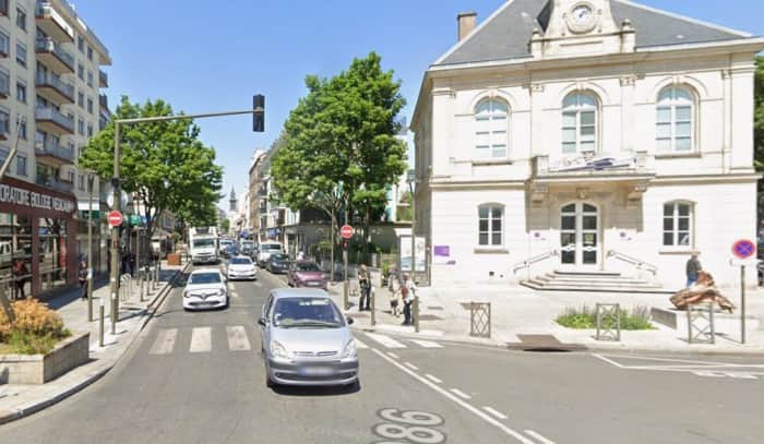 Local commercial · 150 m² · Location — photo 1